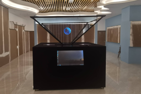 3D全息投影展示柜的創(chuàng)新應(yīng)用